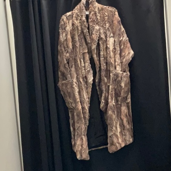 Faux Fur Coat in Brown and Tan - Picture 1 of 2